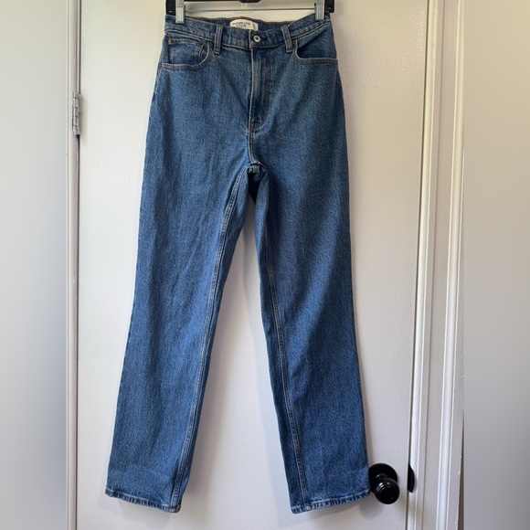 Abercrombie & Fitch Women's 90s Straight Ultra High Rise Leg Blue Jeans - Picture 11 of 14